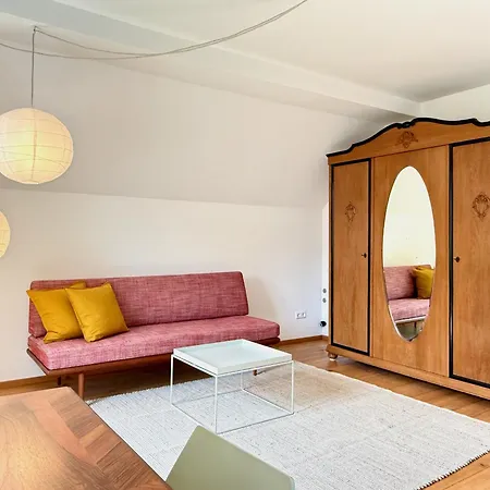 's Sommerhaeusle - Gemuetlich Und Modern Mit Garten In *